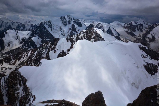 Альпиниада на Комсомол (Нурсултан): когда гора перегружена (Альпинизм, альпинизм, альпинисты, горы, восхождение)