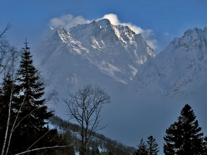 Теберда-Даут-Домбай - январь 2009 (Горный туризм, горы, кавказ, фото, эпчик, эльбрус, белалакая, туман)
