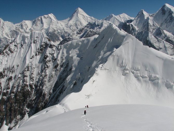 Фильм "2008. Цена Победы" (Альпинизм, пик победы, тянь-шань, хан-тенгри)