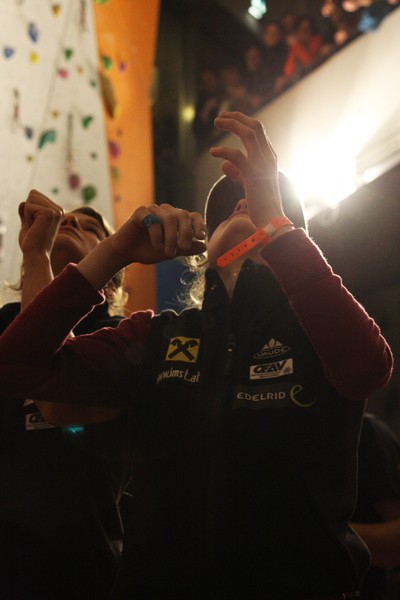 Challenge the Wall в Гилхинге (Скалолазание, anna stoehr, kilian fischhuber, angela eiter, david lama)