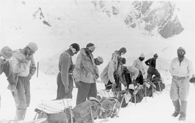 К 50-летию экспедиции МВТУ-МГУ под руководством И.Ерохина на пик Победы. Часть1. Без права опубликования. (Альпинизм)