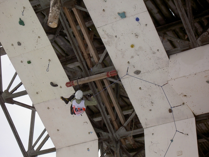 Новости Moscow Ice Climb. Март 2009. (Ледолазание/drytoolling, деньгин, бадалян, люлюкин, чемпионат россии, киров 2009, москва, ледолазание, альпинизм)