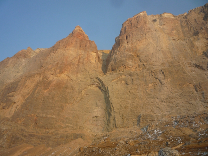 Ерыдаг 6Б Красноярской командой из Хакасии (Альпинизм)