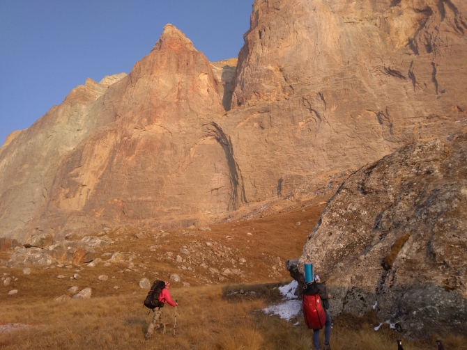 Ерыдаг 6Б Красноярской командой из Хакасии (Альпинизм)