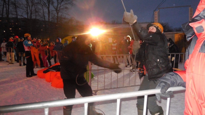 Второй этап КР по ледолазанию в Кирове: как это было (Ледолазание/drytoolling, ледолазание, трамплин, ЭКР по ледолазанию, iceclimbing)