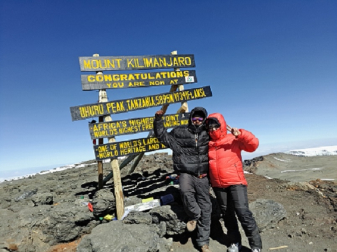 Jambo, Africa! (, , , ,  ,  , )