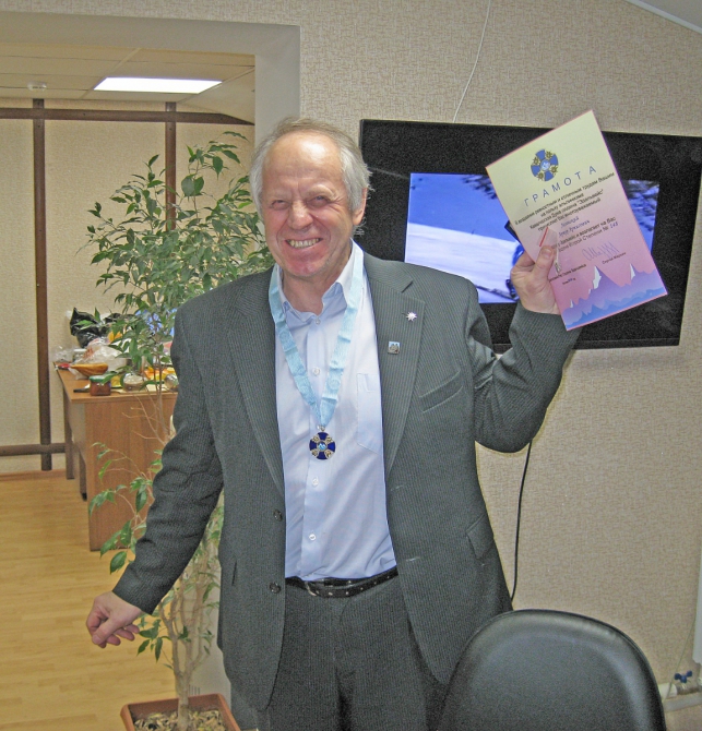     &quot;&quot;  . ( /, )