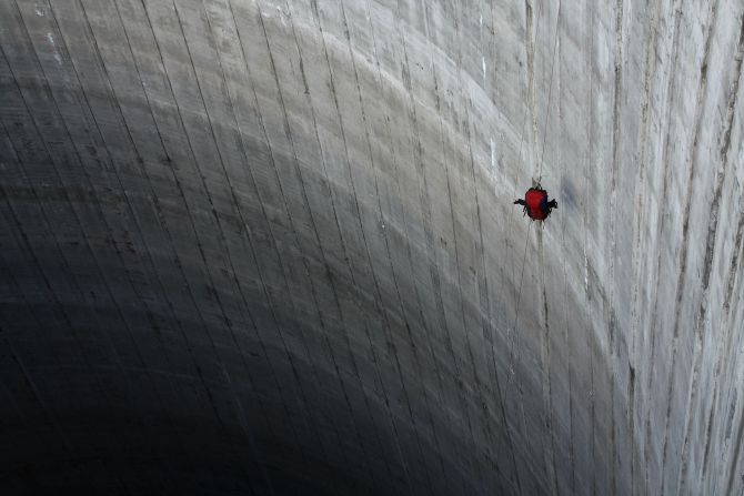 Прыжок внутрь (BASE, прыжки с верёвкой, прыжки с веревкой, rapt, realadventure, рапт, rope-jumping, ropejumping, rope jumping)