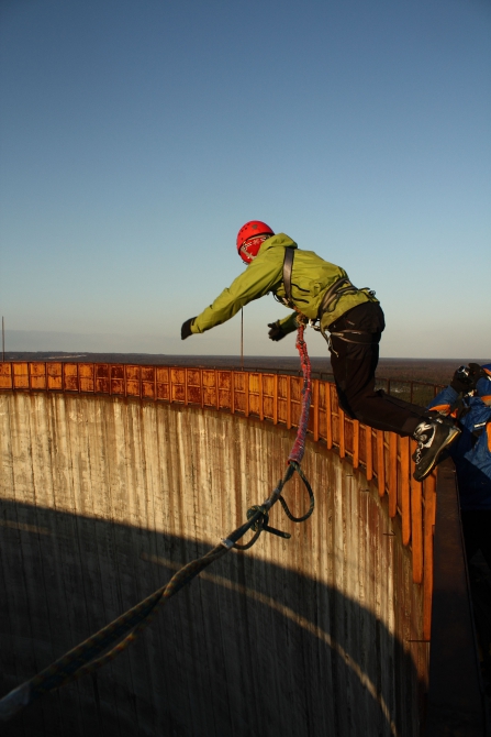 Прыжок внутрь (BASE, прыжки с верёвкой, прыжки с веревкой, rapt, realadventure, рапт, rope-jumping, ropejumping, rope jumping)