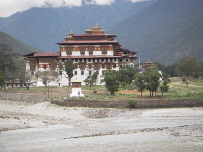Трек в Бутан группы горного клуба "Третий полюс". 29.04-20.05. Планы... (Альпинизм, треки, непал)