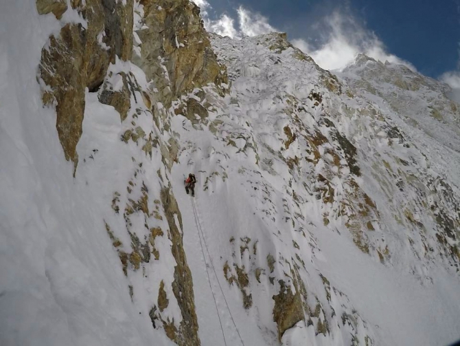  I ! (, , , , , ,  ,  ,  )