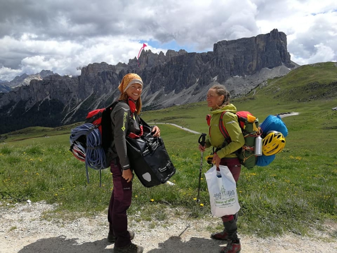 8 регионов, 8 вершин, 8 историй! Девчонки едут домой! (Альпинизм, морозова, босых, bosiha, 8 Heart Areas of Dolomites, вело)