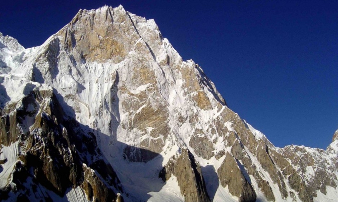 Словенско-британская команда взошла на Латок I (Альпинизм, пакистан, первопроход, экспедиции, Алеш Чёсен, каракорум, словенцы)