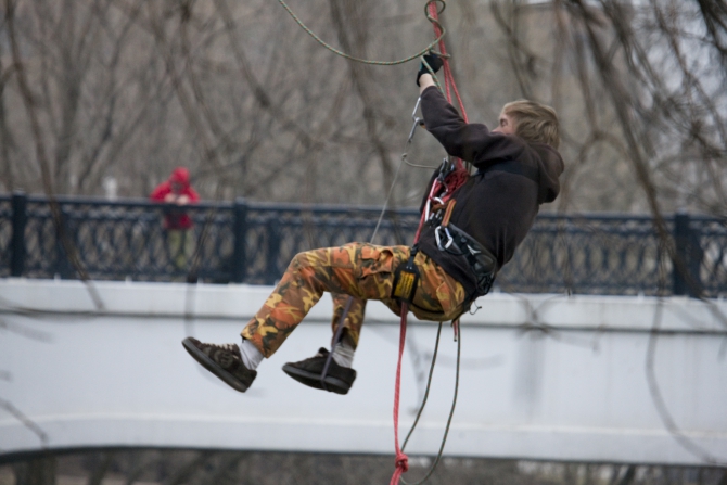 24 АПРЕЛЯ. МОСКВА. ROPE-ПРОЕКТ EAAT. (антон жданов, роуп-джампинг, фотография)