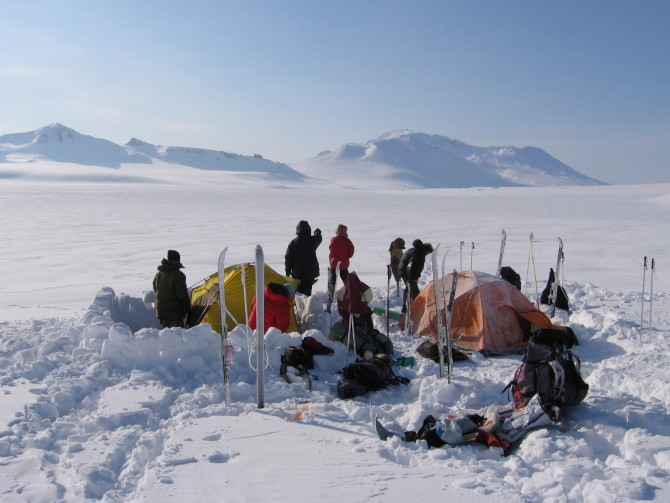 ОСТРОВ ВОРОНА КУТХИ (Путешествия, кипяток, остров камчатка, ворон кутха, лыжи)