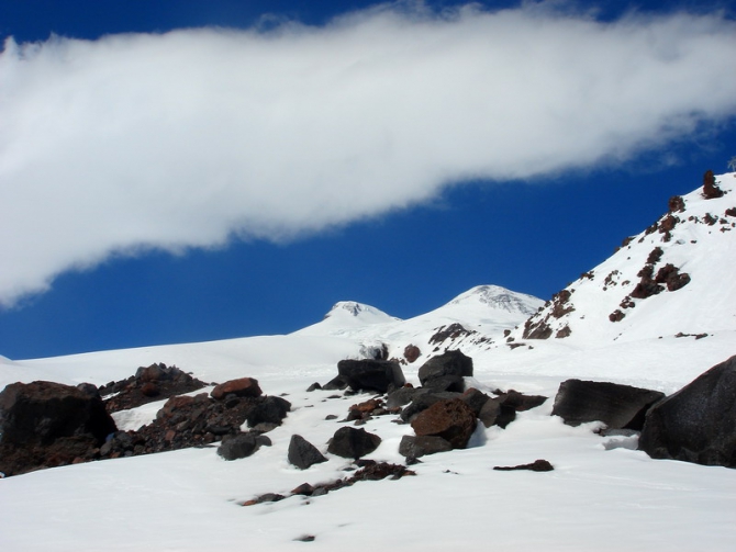 Отель Вершина. Гнездо Ред Фокс Эльбрус рейс. (Ски-тур, фестиваль, ред фокс рейс, риск)