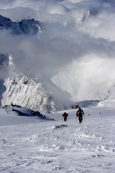 Эльбрус: два финиша, две цели. (Ски-тур, фестиваль, ред фокс рейс, риск)