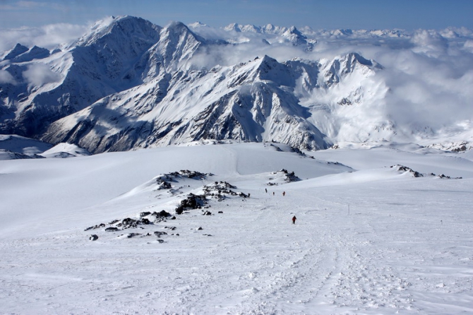 Эльбрус: два финиша, две цели. (Ски-тур, фестиваль, ред фокс рейс, риск)