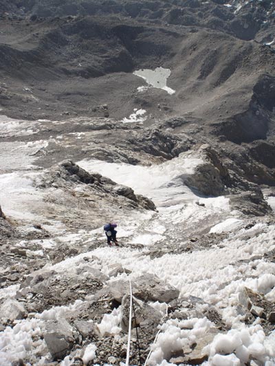Красноярск. Пумори-2009. Ребята прислали 3 фотографии. (Альпинизм, сборная)