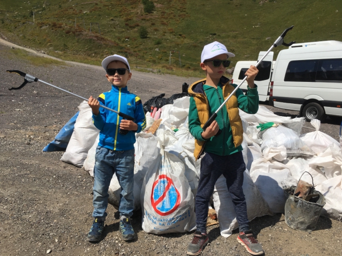 Результаты уборки на Эльбрусе: с южных склонов вывезли 5,5 тонн мусора (чистая гора, альпиндустрия)