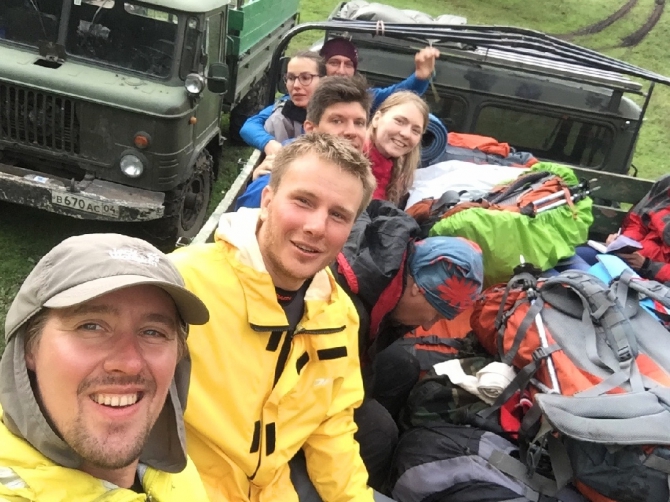 IMG_5853_Fotor Опасно для жизни или как не надо ходить на Белуху. Вся правда про альпклуб "Вертикаль", г. Новосибирск (горы, гора, белуха, алтай, восхождение)