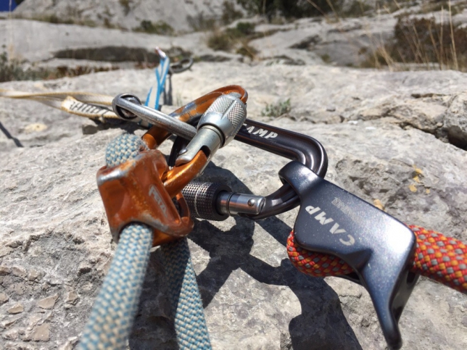 Camp Swing  Pezl Adjust   (, cassin,   , )