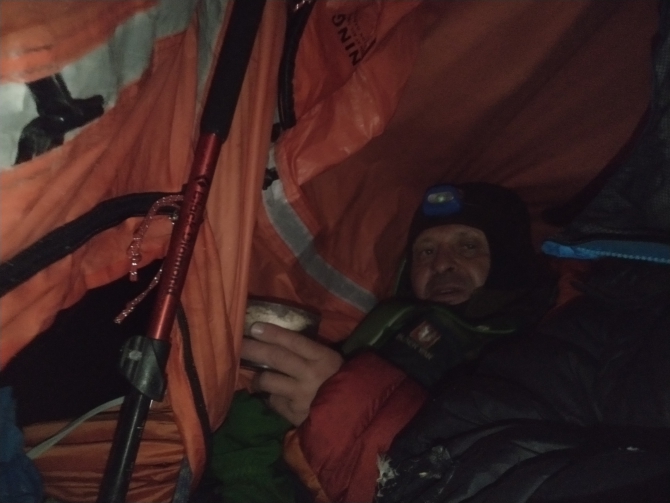 VNH9a_croper_ru Ушба. Траверс. (Альпинизм, Trekking-Experts, Ushba, Georgia, #alexandrmoroz, kmga, https://www.facebook.com/mister.alp)