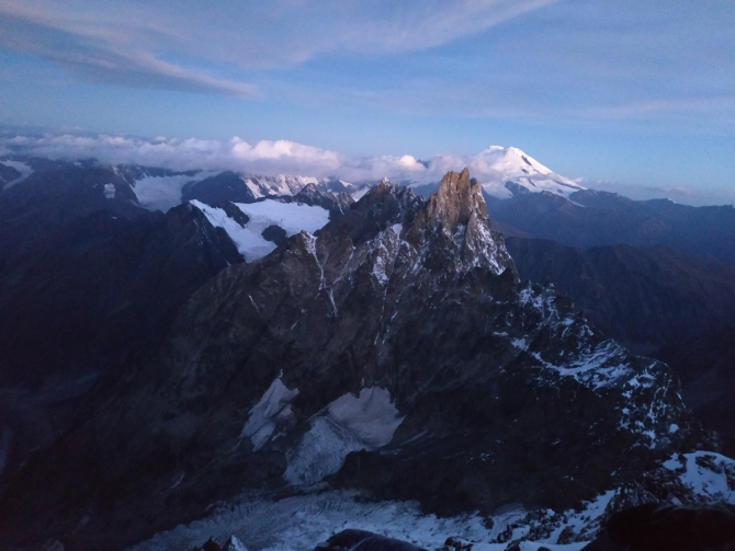 IMG_20181002_063905 Ушба. Траверс. (Альпинизм, Trekking-Experts, Ushba, Georgia, #alexandrmoroz, kmga, https://www.facebook.com/mister.alp)