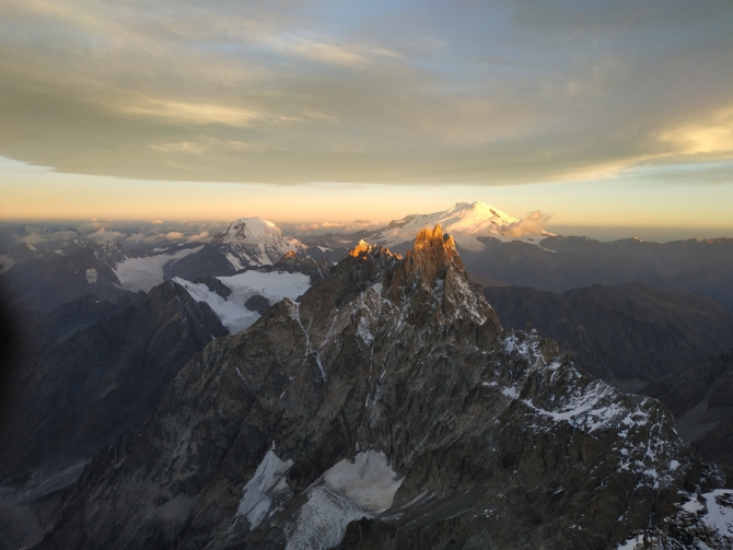 IMG_20181002_071032 Ушба. Траверс. (Альпинизм, Trekking-Experts, Ushba, Georgia, #alexandrmoroz, kmga, https://www.facebook.com/mister.alp)