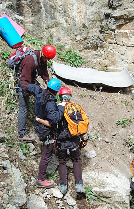 ЖЕТОН ВЗГЛЯДОМ ЗАИНТЕРЕСОВАННОГО НАБЛЮДАТЕЛЯ (Альпинизм, спасение в горах, фар, цей)