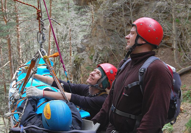 ЖЕТОН ВЗГЛЯДОМ ЗАИНТЕРЕСОВАННОГО НАБЛЮДАТЕЛЯ (Альпинизм, спасение в горах, фар, цей)