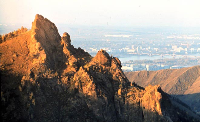 Он поселился на скале (красноярск, столбы, такмак)