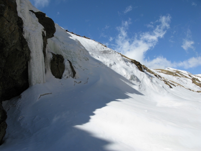 Эльбрус с севера - май 2009 (Путешествия, горы, кавказ, приэльбрусье, джилысу, фото)