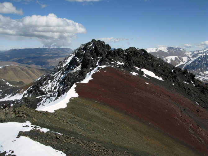 Эльбрус с севера - май 2009 (Путешествия, горы, кавказ, приэльбрусье, джилысу, фото)