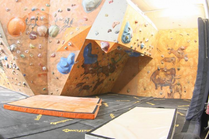 Дмитрий Бычков: будем ли и дальше побеждать в боулдеринге?! (Скалолазание, ангар, ддс, москва)