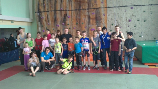  :       ( ,  ,  ,  ,  ,  ,  ,  )