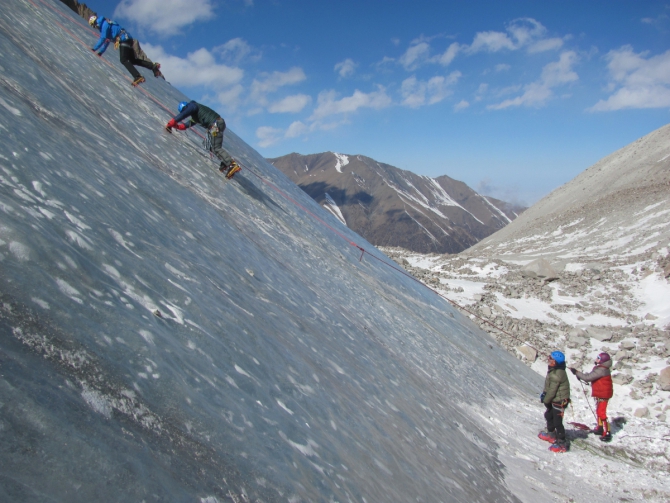 IMG_5753 Ледовый праздник Арчи (Альпинизм, ала-арча, школа альпинизма дмитрия павленко)