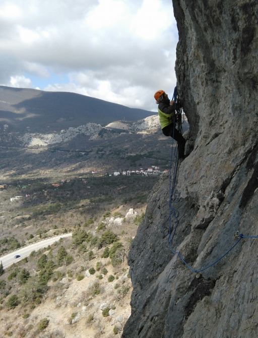 IMG_20190318_063206 А начинался, как единичка! Баба-Яга - свежий мультипитч в Ласпи. (Альпинизм, крым, Скала Рыжая, Ильяс- Кая, севастополь, скалолазание)