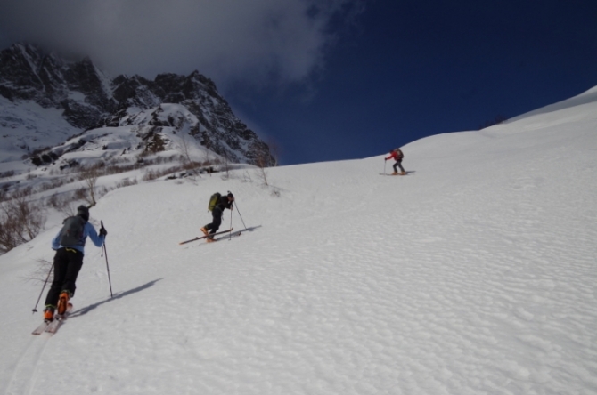 IMGP9936 Наши февральские ски-туровские путешествия по Теберде и Домбаю (теберда, домбай, роман губанов, ски-тур.Алибек, джаловчат, Бу-Ульген)