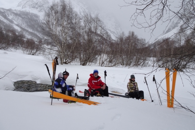 DSC02051 Наши февральские ски-туровские путешествия по Теберде и Домбаю (теберда, домбай, роман губанов, ски-тур.Алибек, джаловчат, Бу-Ульген)