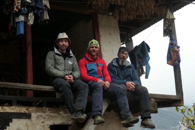       ! (,  . , , , , , ,  , -2019)