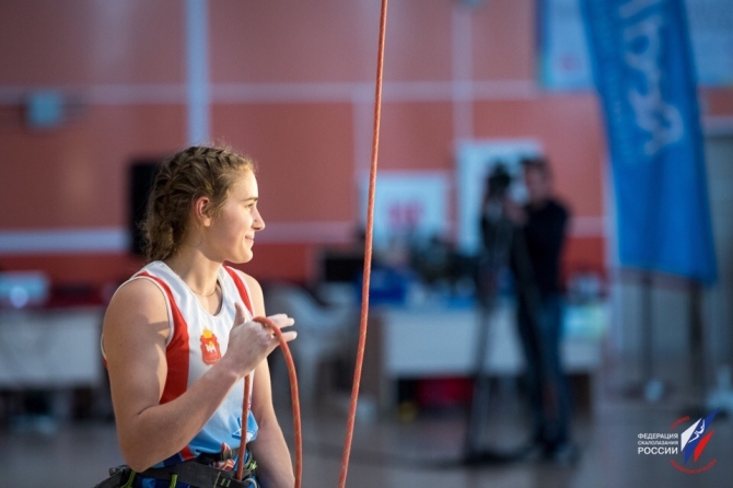         -2019  ! (, , , , , ,  ,  ,  )