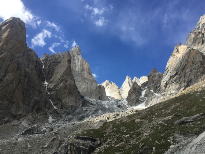    . (, , , , , , khane valley 2019,   2019)