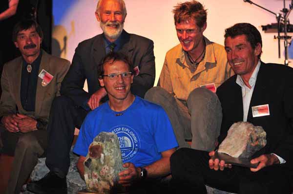 Альпинистский Оскар - Eiger Award - вручен Денису Урубко и Симоне Моро (Альпинизм, эйгер, макалу, russianclimb)