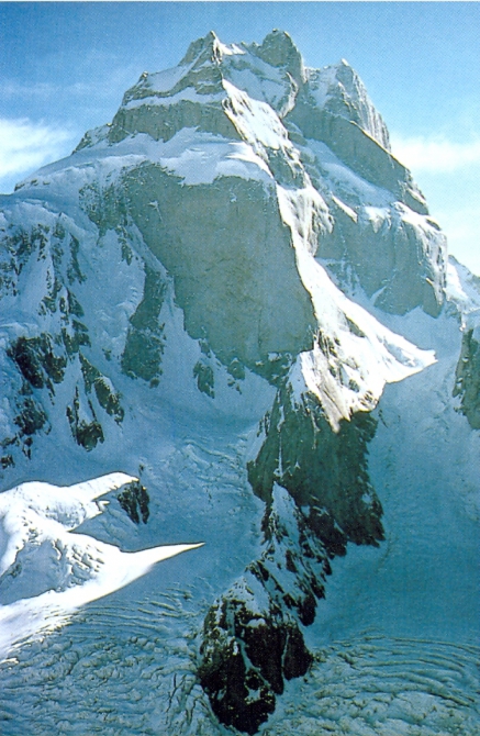 Самоспасение на Огре. Даг Скотт. (Альпинизм, каракорум, пакистан, крис бонингтон)