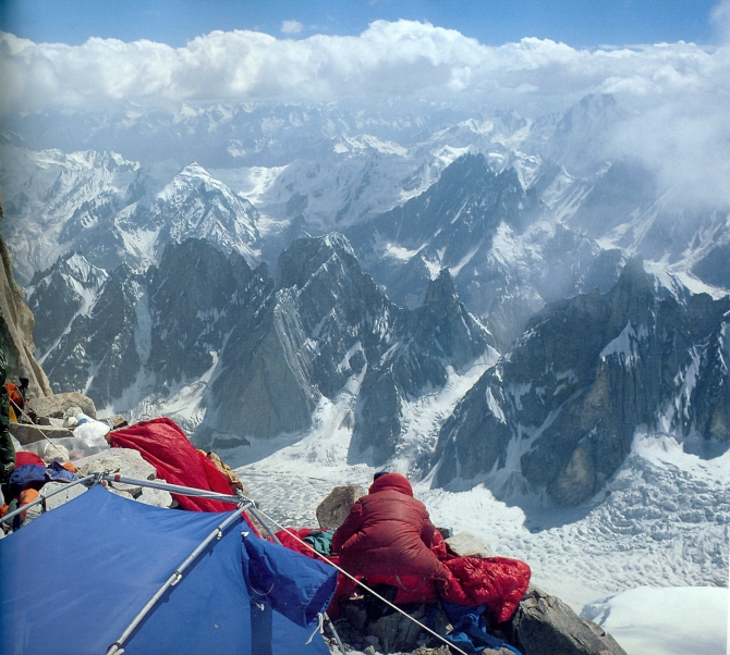 Самоспасение на Огре. Даг Скотт. (Альпинизм, каракорум, пакистан, крис бонингтон)