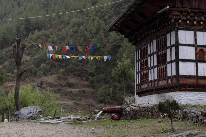 Фаллосы - обереги. Воскресный прикольчик. (бутан, третий полюс)