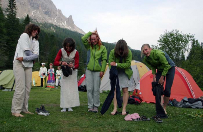 Dolomites Women – праздники, будни и хождение в тумане... (Альпинизм, доломиты, кант, ред фокс, женский альпинизм, лаваредо, red fox, salewa, фестиваль альпинизма, tre cime di lavaredo, dav club russland, цска им.демченко, салева)
