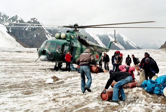 ПИВНАЯ ИНЫЛЬЧЕКСКАЯ (Альпинизм, хан-тенгри)