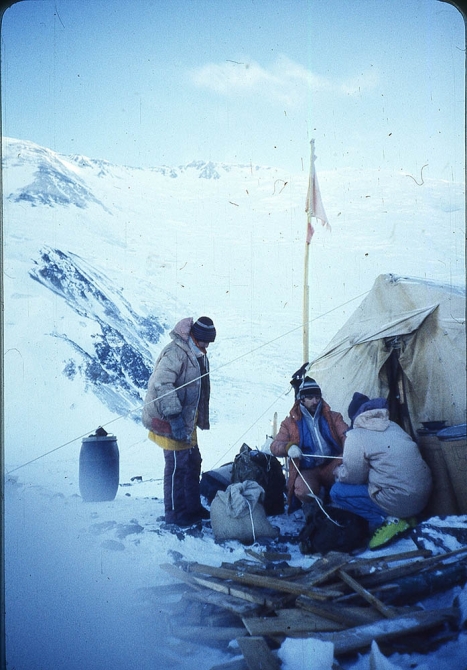   . 7134 (30   .   , - 1990 ) . 2 (,  )